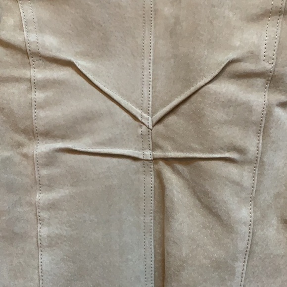 Women’s Suede Jacket - Picture 7 of 9